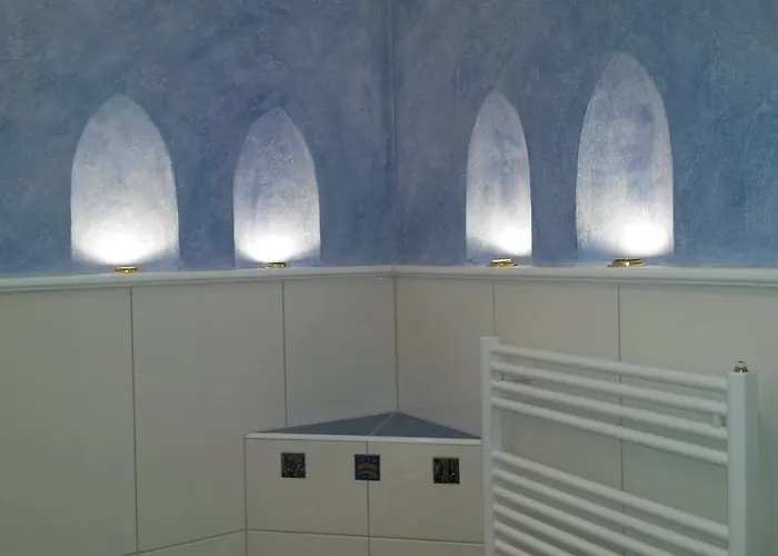 Wassertheurer アパート *